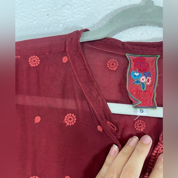 Johnny Was Maroon Embroidered Sheer Button Down Tunic Top Women’s Small - Picture 6 of 16